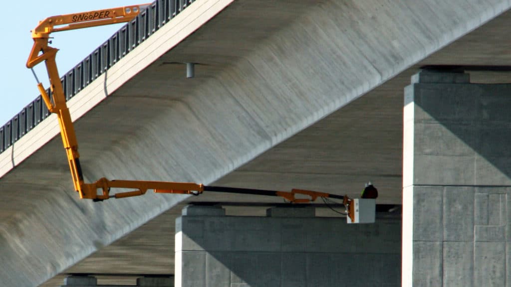 McClain & Co., Inc. - 65ft Underbridge Inspection Unit