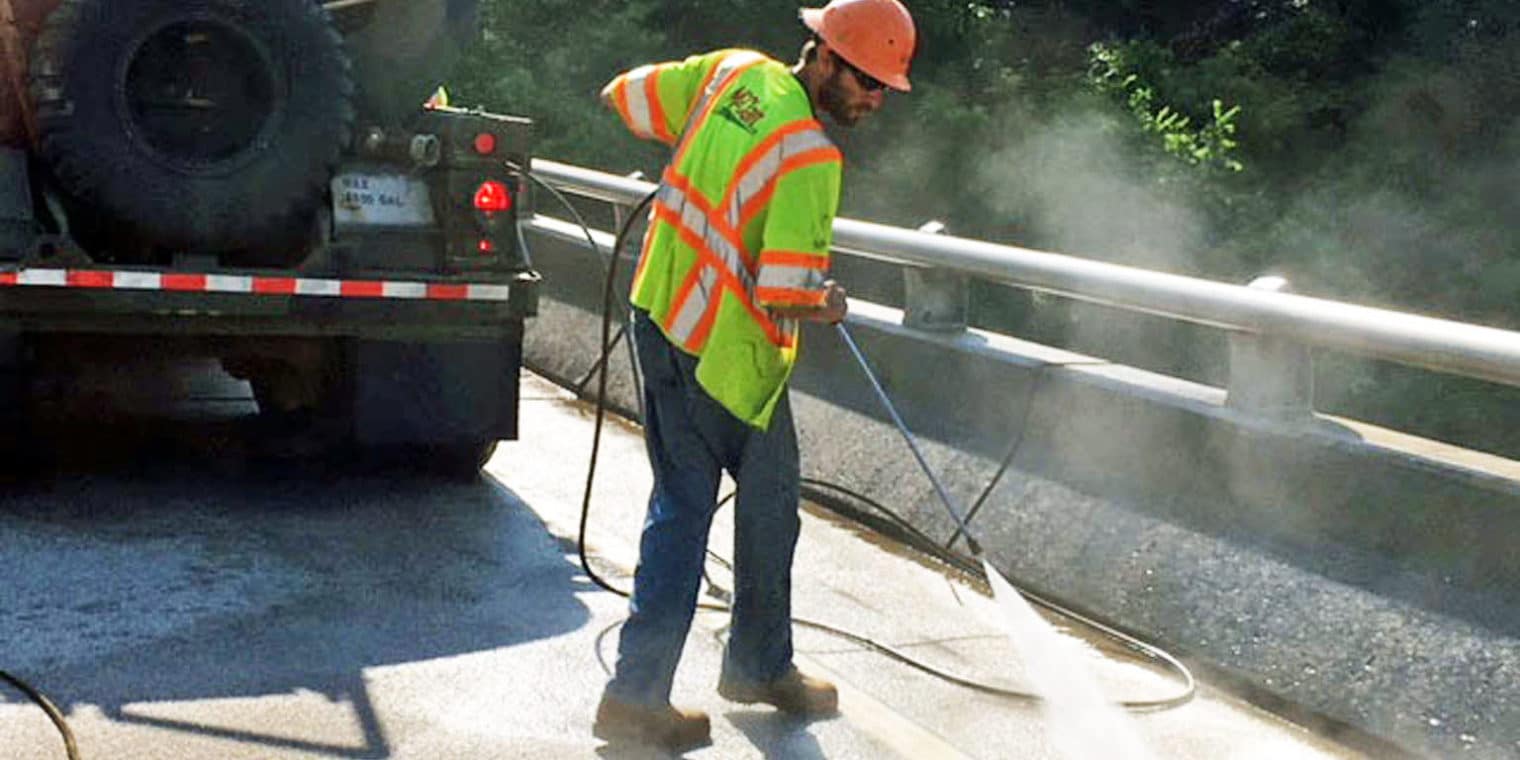 BRIDGE MAINTENANCE AND BRIDGE WASHING SERVICES Underbridge and Aerial