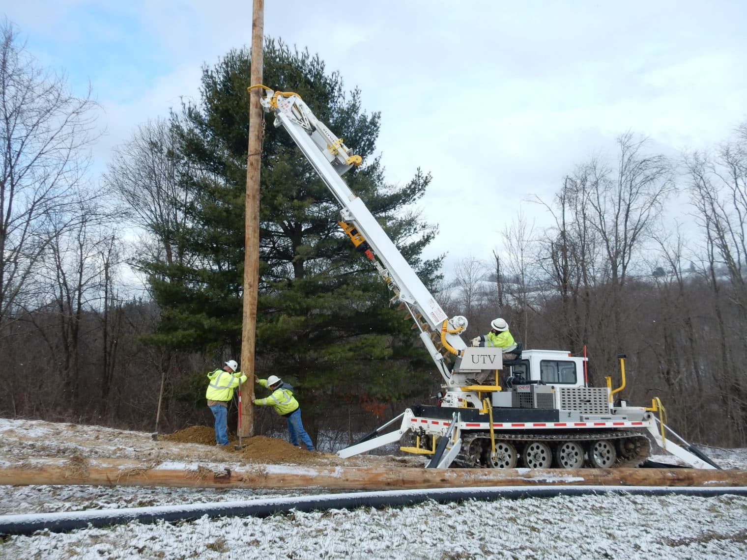 45' Track Mounted Digger Derrick Rentals. Underbridge and Aerial